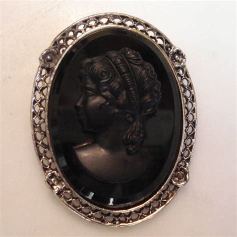 Vintage Black Cameo Brooch With Silver Tone Frame Etsy