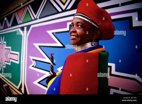 Ndebele Artist Esther Mahlangu At Her Shop Near Middelberg In Stock