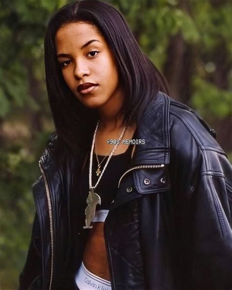 90s Memoirs On Instagram 𝐀𝐚𝐥𝐢𝐲𝐚𝐡 🖤 In 2021 Aaliyah Outfits