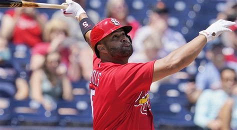 Pujols Debuts For Cardinals With Mind On Wifes Brain Surgery