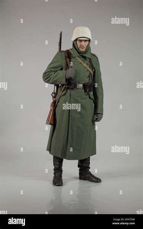 Ww2 German Uniform High Resolution Stock Photography And Images Alamy