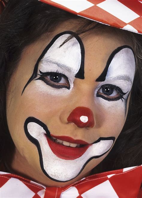 Een Mooie En Eenvoudige Clown Clown Face Paint Face Painting