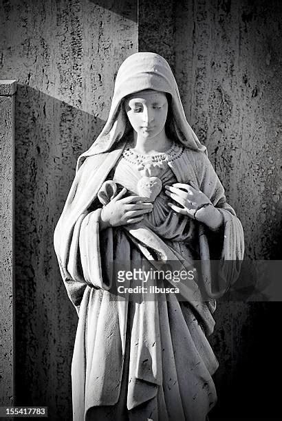 Missionary Sisters Of The Sacred Heart Stockfotos En Beelden Getty