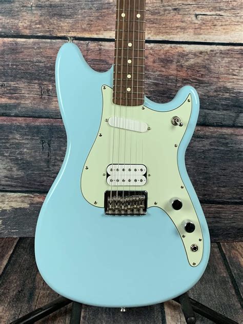Used Fender Duo Sonic Hs Electric Guitar Daphne Blue