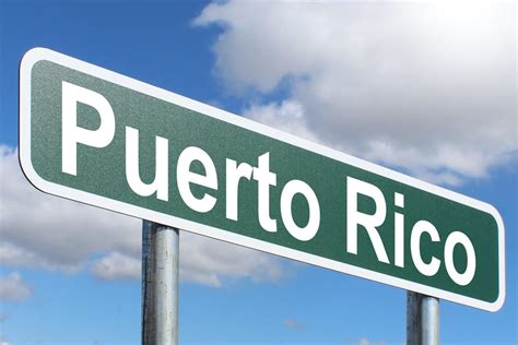 Puerto Rico Free Of Charge Creative Commons Green Highway Sign Image