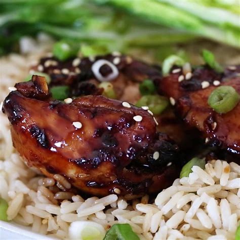 Boneless chicken thighs are inexpensive, packed with flavor, and simple to prepare—in short, the home cook's best friend. Skinnytaste | Air fryer dinner recipes, Air fryer recipes ...
