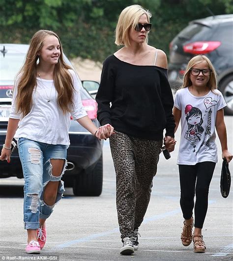 Jennie Garth Dons Baggy Leopard Trousers As She Takes Daughters Out For