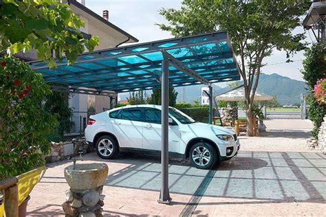 When accenting your greenhouse, home or carport do not forget the suntuf clear corrugated roofing panel by palram. Carport with a flat roof polycarbonate | Carport / Garage ...