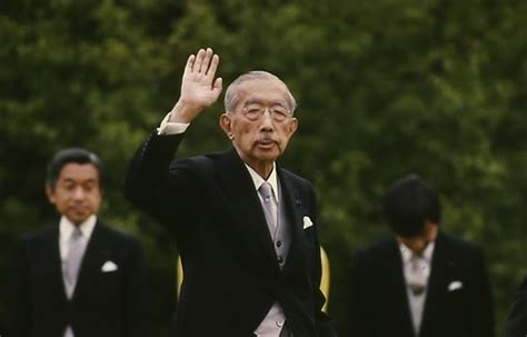2천만명 희생시킨 일본 천왕이 살아남을 수 있었던 이유