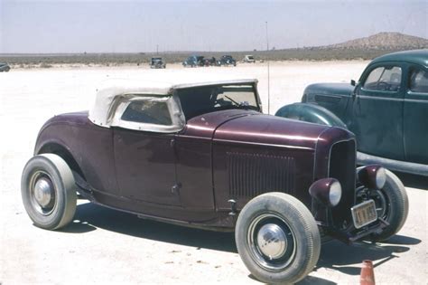 Rare Vintage Photos Of Deuce Roadsters Racing On Californias Dry Lakes