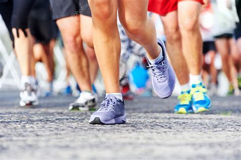 People Running Marathon — Stock Photo © Daxiaoproductions 28413441