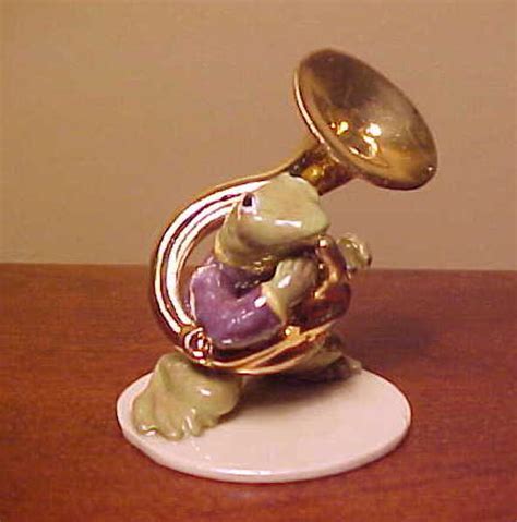 Hagen Renaker Specialty Toadally Brass 3252 Tuba Player Ceramic Frog