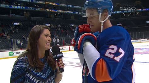 Shannon Hogan Eventually Gets Her Postgame Interview With Islanders