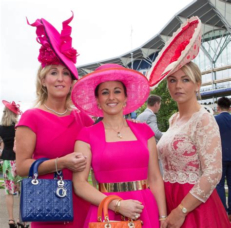 In Pictures Ladies Day Fashion At Royal Ascot V Grand National