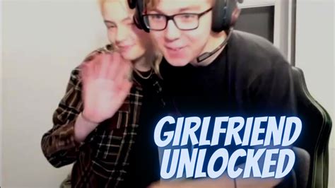 thebausffs 100 real girlfriend reveal and full interaction youtube