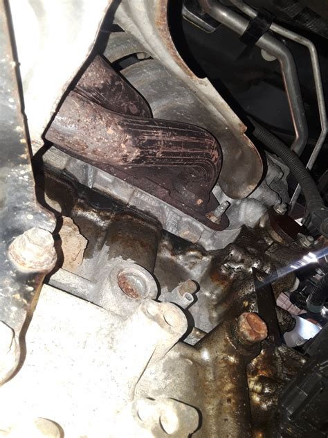 Mar 04, 2021 · foundation seepage; Oil leak on plate next to exhaust manifold | PriusChat