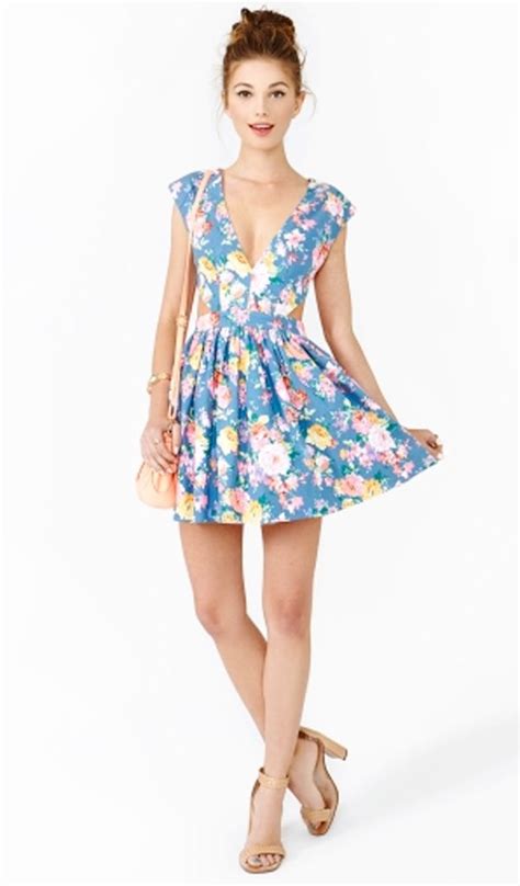 5 Flirty Floral Dresses To Flaunt This Summer