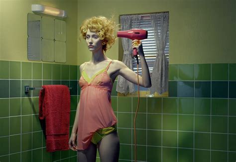 Miles Aldridge Em Exposição Inédita De Desenhos E Fotos Em Londres