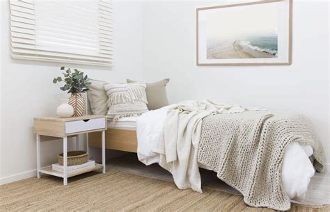 A neutral bed with a large tufted headboard is right what you need to make your bedroom cooler and more refined. Single Beds Can Be Useful For Minimal Bedrooms Designs # ...