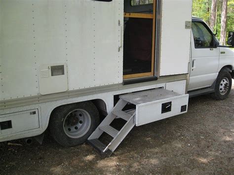 16 Gorgeous Box Truck Camper Van Conversion Vanchitecture Truck