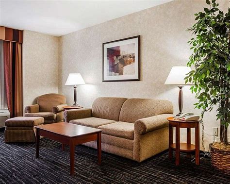 Comfort Suites Independence Kansas City Rooms Pictures And Reviews