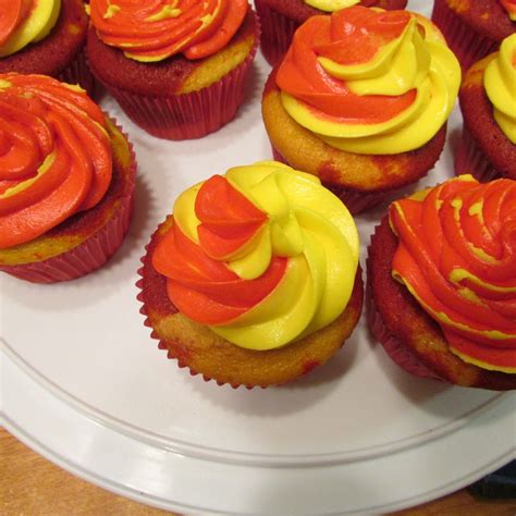 Chantilly Lace And A Pretty Face Team Cupcakes Iowa State Cyclones