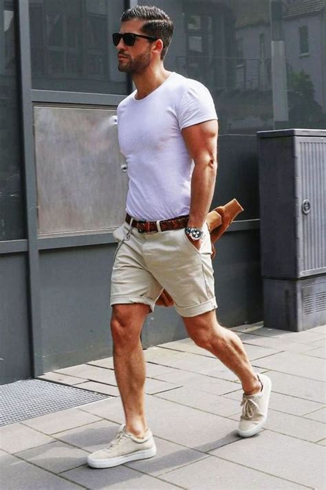 30 Cool And Fashionable Mens Shorts Ideas To Looks More Handsome Mens Summer Outfits Short