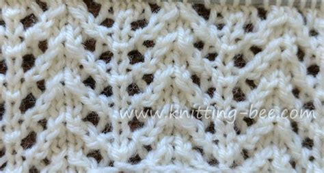Super easy awesome free knitted hat pattern! Eyelet, Yarn Over and Twist Stitches (17 free knitting ...