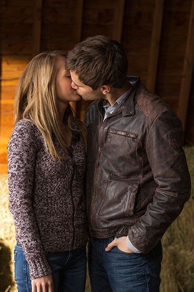 amy ty what cute couple i bet this will become a famous photo heartland pinterest
