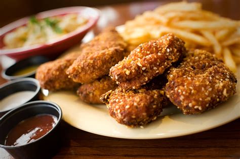 The breading provides a small amount of fiber (2.2 grams) and may even provide a small amount of. Lola's Chicken Shack Classes Up Fast-Food Chicken | East ...