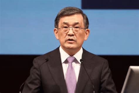 Samsung Electronics Ceo Announces Shock Resignation As Profits Surge