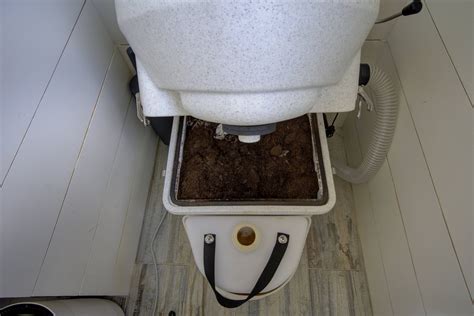 How Does A Composting Toilet Work In A Tiny House