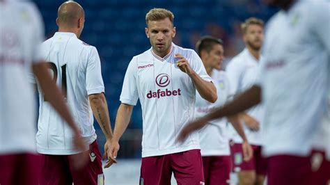 Transfer News Andreas Weimann Urges Ron Vlaar And Fabian Delph To Stay At Aston Villa