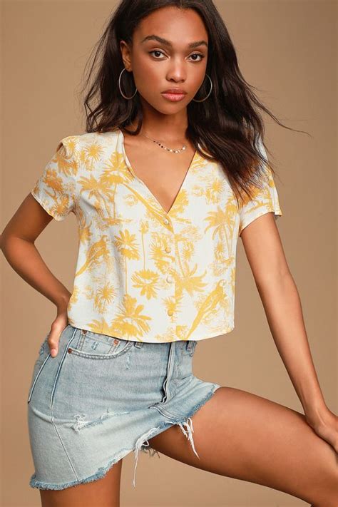 These loans cover the financial gaps left by other types of financial aid. Sunshine Soul White Tropical Print Short Sleeve Button-Up ...