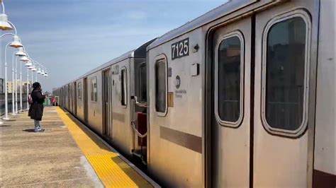 Mta R142 2 Train Arrives And Departs 233 Street Youtube