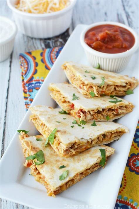 Part quesadilla, part crisp tostada, this chicken tinga dish is the ultimate party food. Crockpot Chicken Quesadilla Recipe - how to make chicken quesadillas