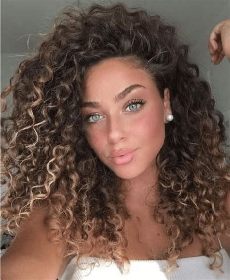 The Ultimate Guide To Naturally Curly Hair Society19 Curly Hair
