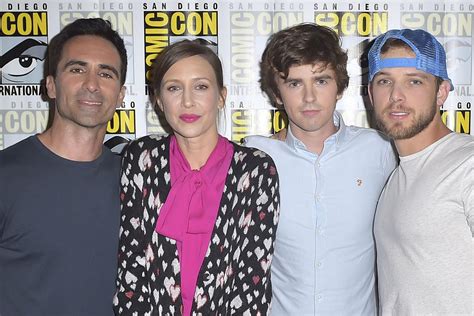 The Cast Of Bates Motel Look Right At Home At San Diego