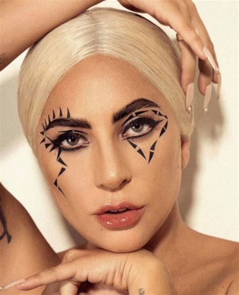 The Best Lady Gaga Makeup Looks Youd Want To Recreate Fashionisers© Леди гага Макияж леди