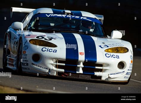 24h Of Le Mans 1997viper Team Orecachrysler Viper Gts Rjustin Bell