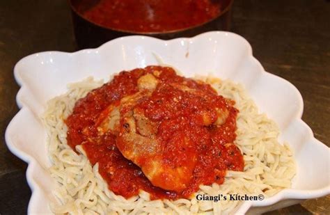 Spaghetti Rigati With Chicken And Tomato Sauce Giangis Kitchen