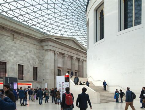Londra Interno Del British Museum Del Corridoio Principale Con Locali