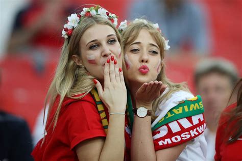 polonia tiene a las aficionadas más hermosas de rusia 2018