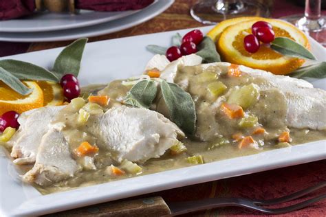 Beef, chicken, pork, and more tasty dinners you can set and forget in the slow cooker. Slow Cooker Turkey Dinner | EverydayDiabeticRecipes.com