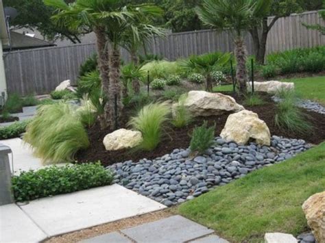 30 Beautiful Modern Rock Garden Ideas For Backyard Landscaping A Narrow