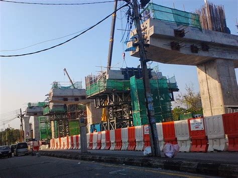 தமன் மிடா (ta) gară din malaezia (ro). Cheras Commercial Centre (Blk J) Web Site: TAMAN MIDAH MRT ...