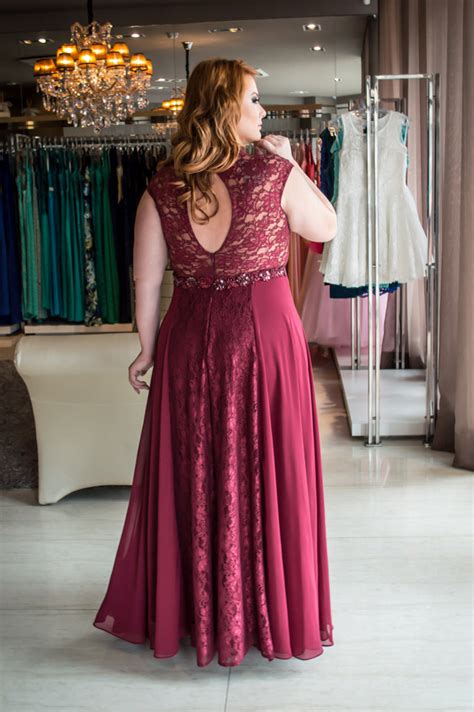 Burgundy Plus Size Prom Dresses V Neck Sexy Lace Long Prom Dress Jkp01