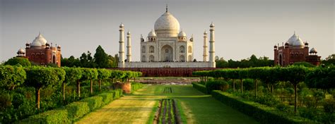The Taj Mahal In All Its Glory The Taj Mahal In All Its Glory