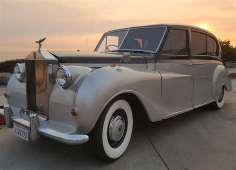 Classic Car Rental | Classic car rental, Limousine car, Car rental