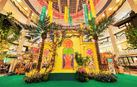 I find shopping mall experience a very important and essential part of our lives in klang valley (kv). Hari Raya 2021: Festive Decorations In Shopping Malls In ...